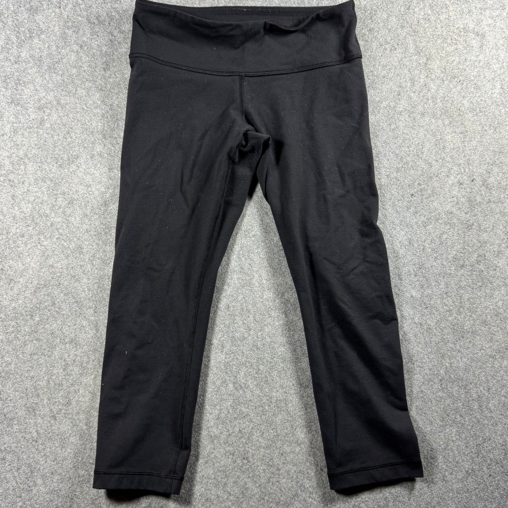 Lululemon Athletica Black Cropped Yoga Leggings Mid Rise Capri Pants Womens 4